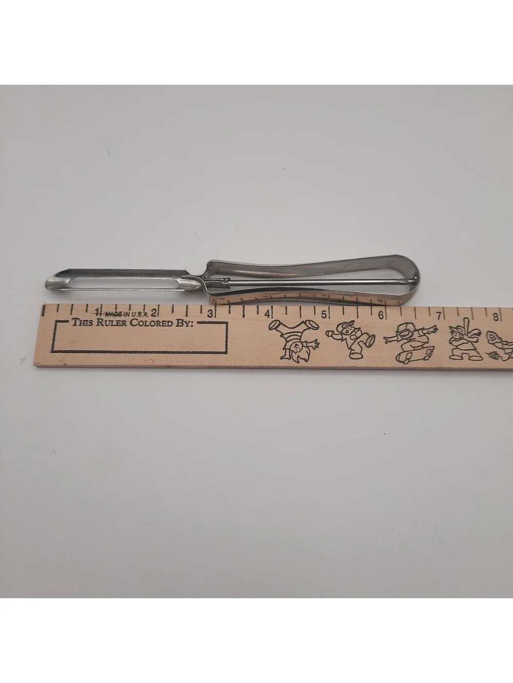 The Pampered Chef Stainless Steel Swivel Vegetable Peeler Silver Made in USA